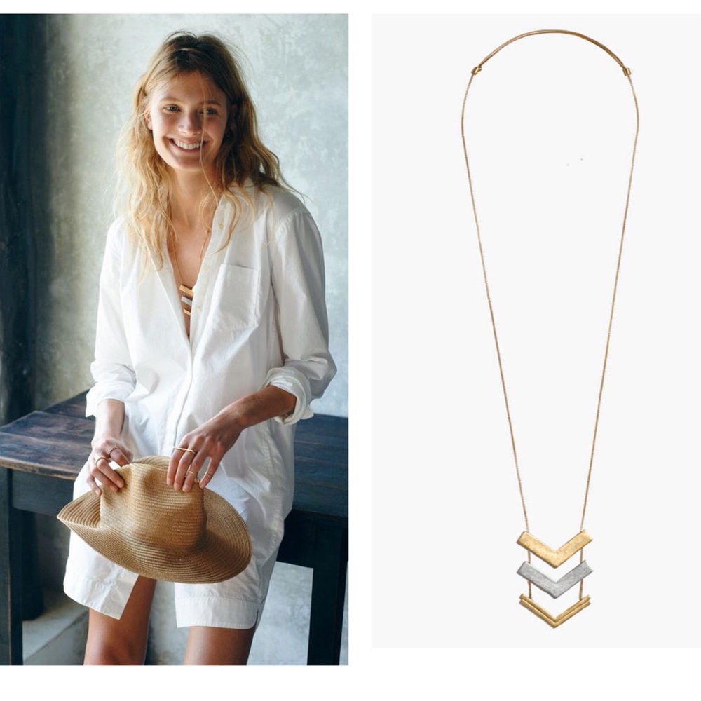 Floating Arrow Necklace